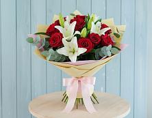 Букет цветов из:  Лилии и Розы #REPLACE_PRED# Нерехте