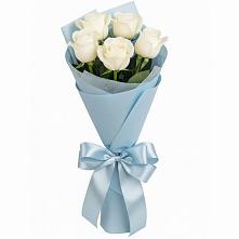 Букет 5 Белых роз Проуд в Нерехте