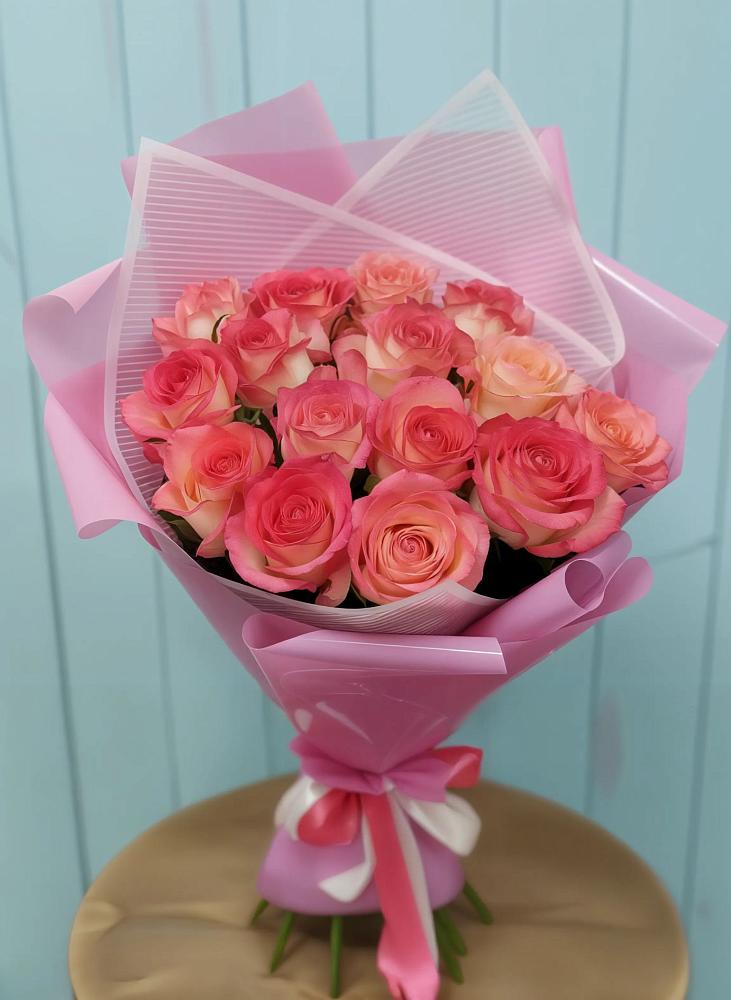 Букет 15 Розовых роз Равель в Нерехте
