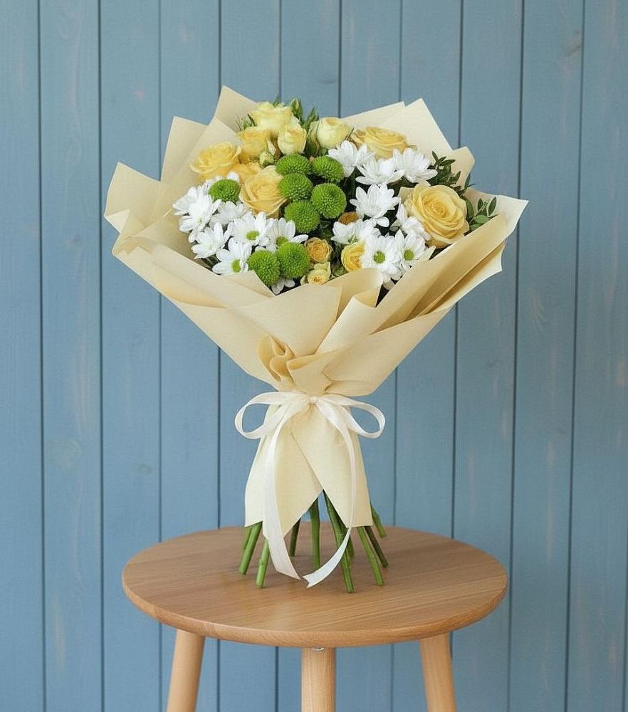 Букет цветов из: Хризантемы и Розы в Нерехте