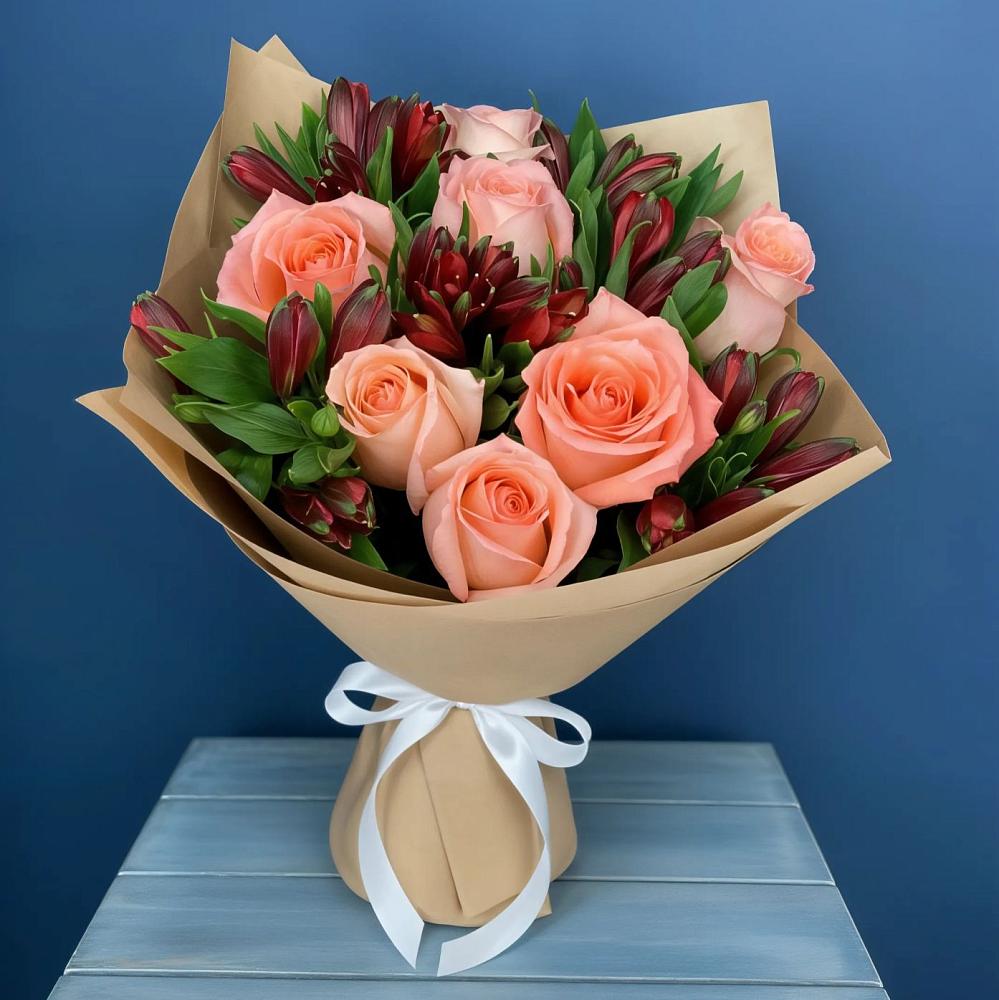 Букет цветов из: Розы и Альстромерии в Нерехте