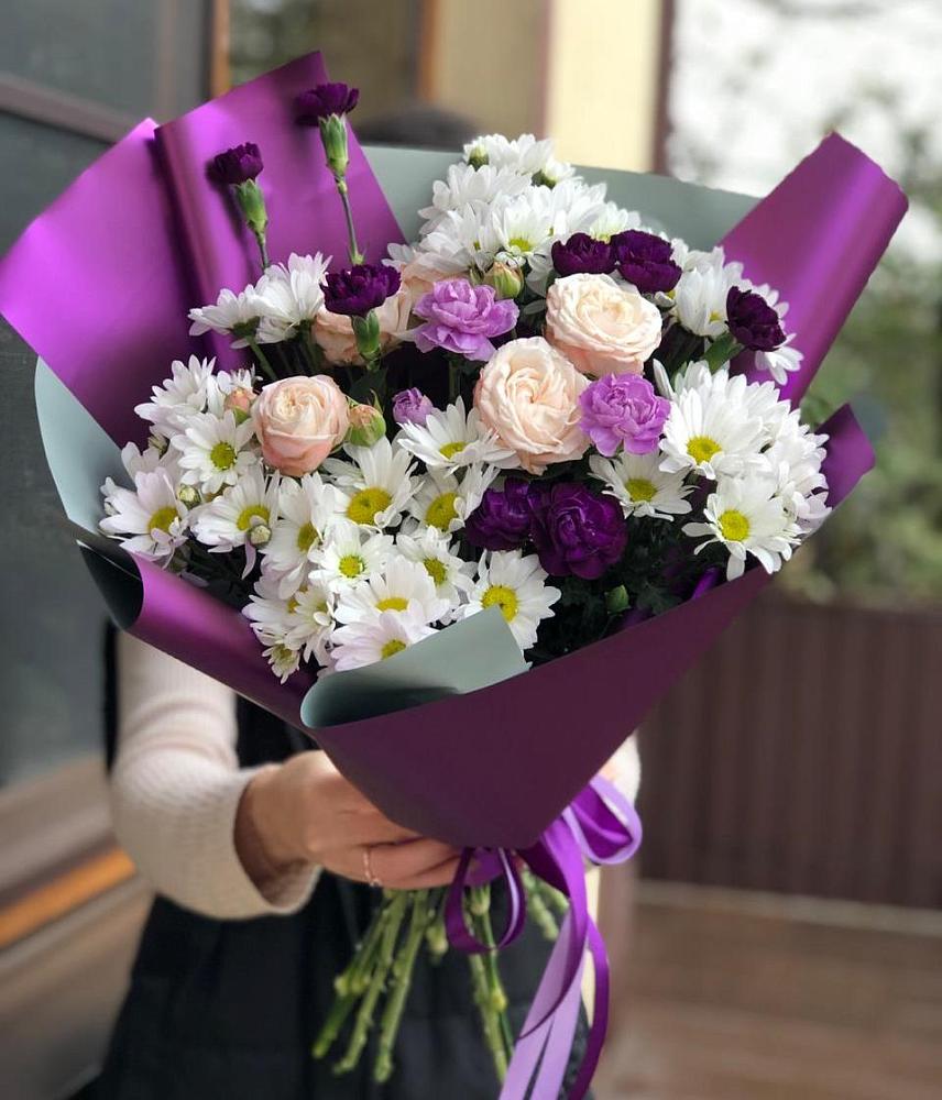 Букет цветов из: Хризантемы, Гвоздики и Розы в Нерехте