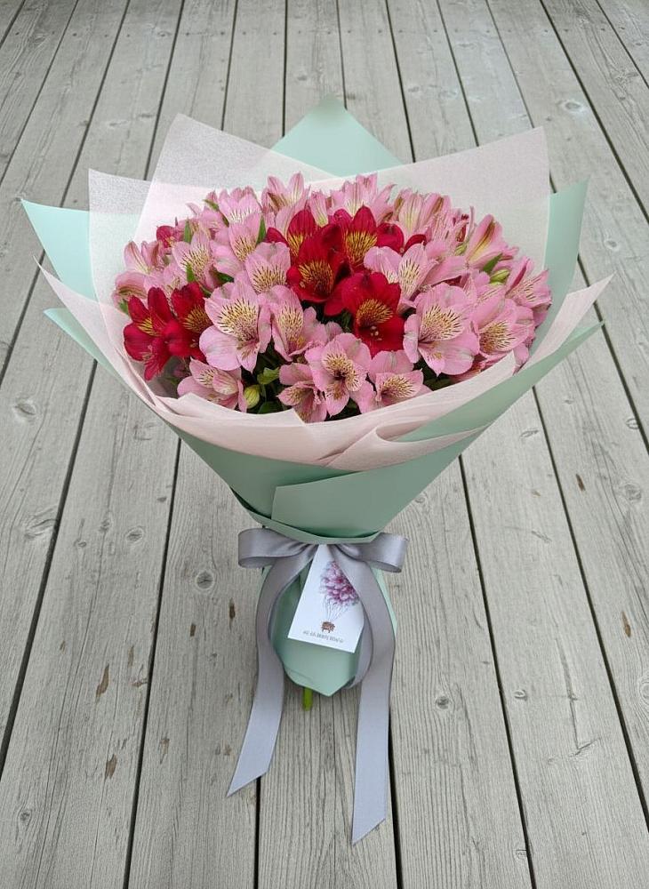 Букет цветов из: Альстромерии в Нерехте