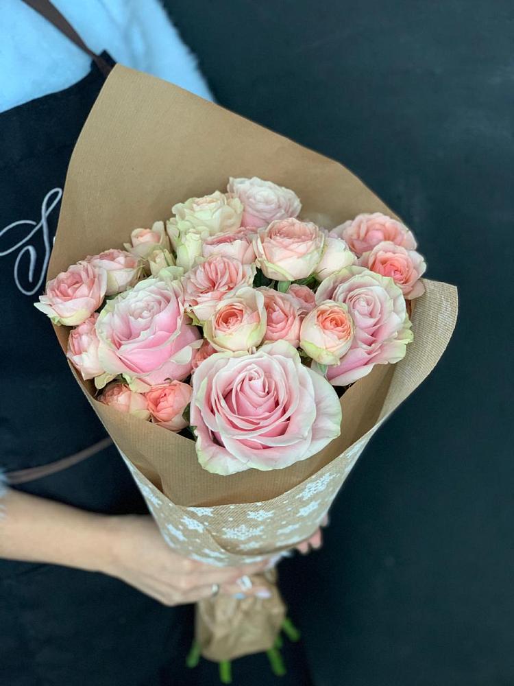 Букет цветов из: Хризантемы и Розы в Нерехте