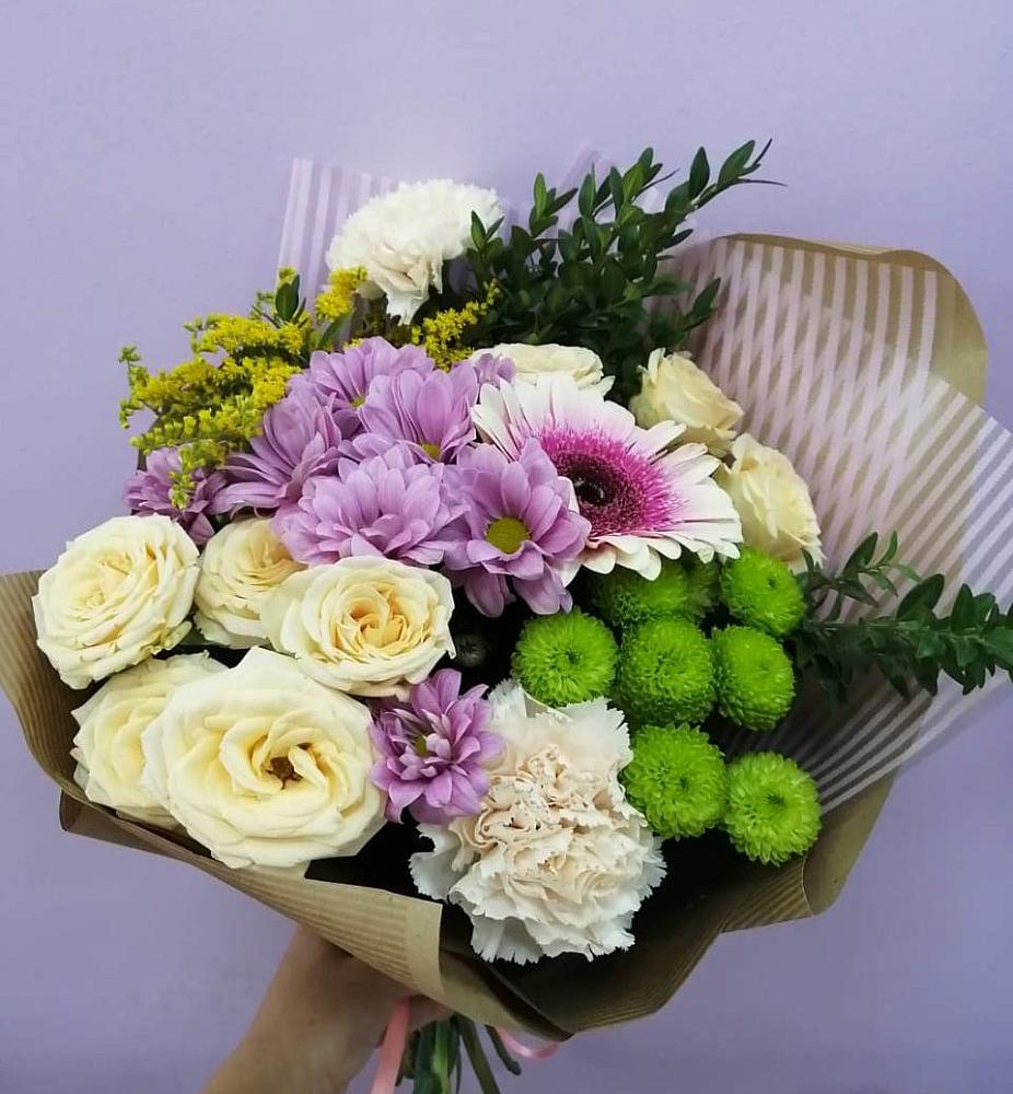 Букет цветов из: Хризантемы, Розы, Гвоздики и Герберы в Нерехте